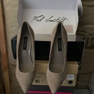 Women's Tan Pumps